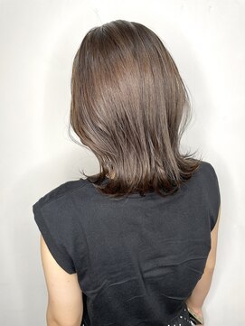 エイル 西梅田(eyl) 大人かわいい♪アッシュブラウン