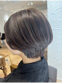 【アッシュブラウン×ショートボブ】