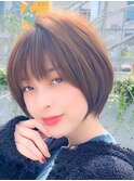 斜めバング、小顔ショート、前髪パーマ