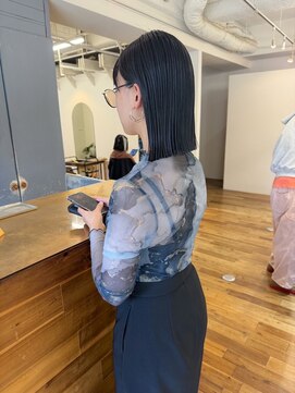 シロ(siro) 切りっぱなしボブ