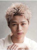 スーツ短髪ツーブロック束感モテる黒髪シークレットパーマ流行