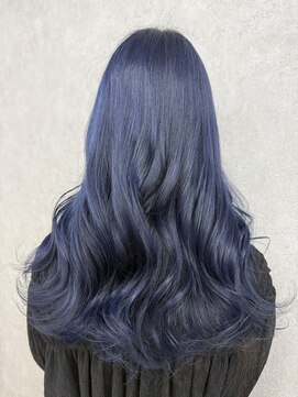 アン ブリーチ 大宮駅東口店(UN BLEACH) ブリーチ１回ネイビーブルーカラー♪