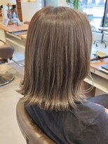 アース 長崎時津店(HAIR&MAKE EARTH)&nbsp;アッシュベージュ×外ハネボブ