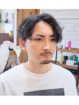 ヘアーサロン カヴィエ(hair salon covie) 前下がりカルマパーマスタイル