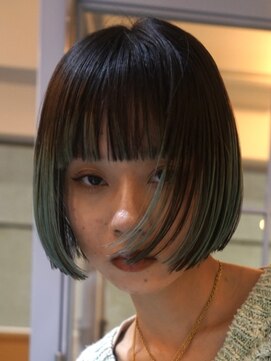 テクネ 天神大名(techne) 天神大名顔周りレイヤーカットミディアムボブタッセルボブパーマ