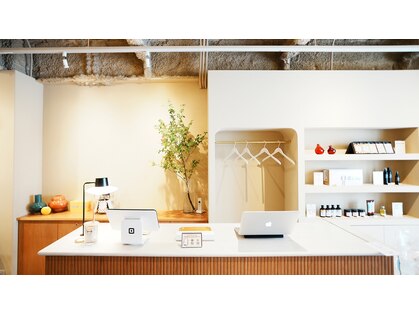 シリ アンド ブラント(siri and brunt)の写真