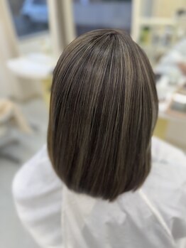 美容室パーマヤの写真/大人女性ならではの髪の悩みはぜひパーマヤへご相談下さい♪人気のイルミナカラー・ハイライトも取り扱い◎