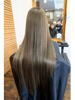 ヘアーメイク ダンス(hair make DANCE)&nbsp;艶髪秋色のオリーブベージュへ