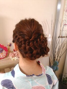 きものサロン すずめ屋 編み込みアレンジ