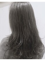 ヘアーアンドアトリエ マール(Hair&Atelier Marl) 【Marl外国人風カラー】プラチナグレージュのセミディスタイル