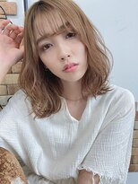 ルービック 梅田茶屋町(Rubik)&nbsp;大人ミディアムカール/ミルクティーベージュ