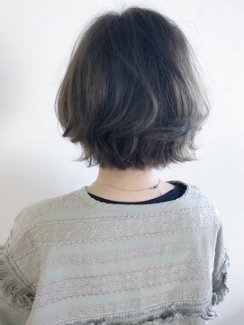 リコ(LIKO) 大人女子に人気◎大人ショートボブ☆レイヤー/ひし形シルエット