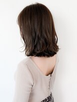 ネイヴィル オモテサンドウ(navile omotesando) 【yuka】ミディブラウン