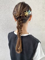 フォーク FOLK&nbsp;【FOLK】毎日簡単5分間アレンジ☆似合わせネジネジ&三つ編み♪