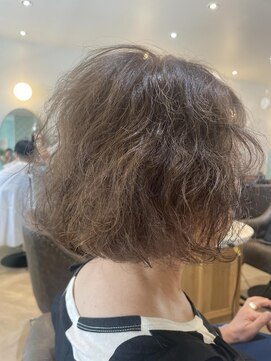 アンフィ 矢向(Anphi) 8-11 癖毛いかし