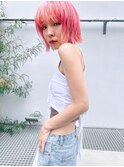 Aimee 町田　ビビットピンク×外はねボブ