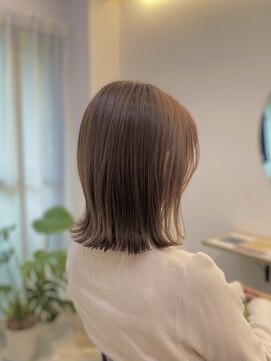 リノ(Lino) 大人可愛い20代30代40代小顔ボブ