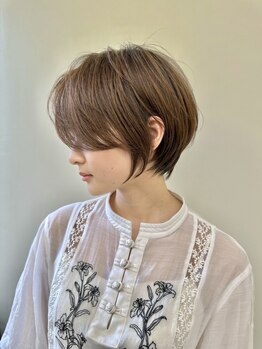 ナンバー 六本松(Number)の写真/ファーストグレイのお悩みもお任せ◎髪・頭皮に優しいカラー剤を使用し、ダメージレスに理想のスタイルに。