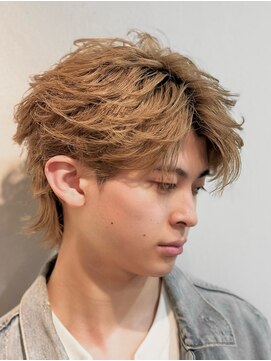 リヴ オオサカ(LIV OSAKA) センターパートフェザーパーママッシュウルフニュアンスパーマ