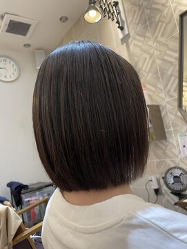 ツリーズ(Trees) 切りっぱなしボブ