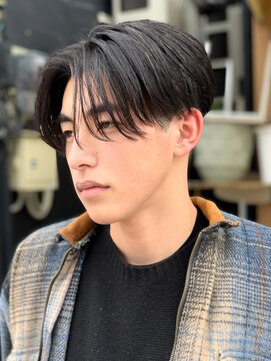 エルマーク 神戸三宮(L-MARK) センターパートニュアンスパーマ韓国カルマパーマコンマヘア