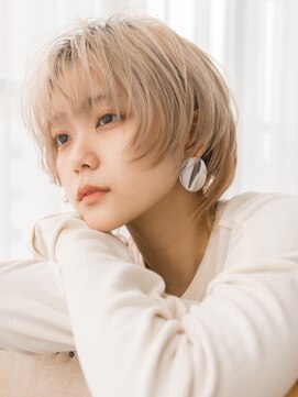 エレノア スパアンドトリートメント 大宮(Eleanor) 透け感ミルクティーマッシュショート