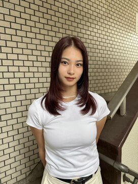 レジーロ (Regilo) レイヤーカット　暖色カラー