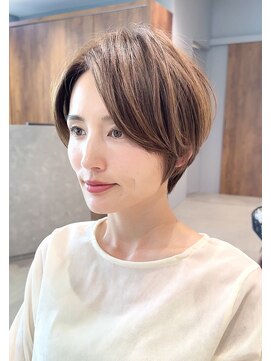 ビュートリアム 南青山(BEAUTRIUM) 前髪なしショートハンサムショートショートボブ30代40代50代