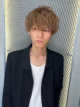 スリー バイ ベルベット 博多(THREE... by velvet) マッシュ/メンズカット/眉カット/ナチュラルパーマ【博多】