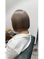 チル(Chill...)&nbsp;髪質改善ツヤボブ