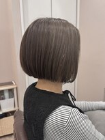 カミノワ(kaminowa)&nbsp;白髪率20%おすすめヘア/40代/50代/60代/白髪ぼかしハイライト