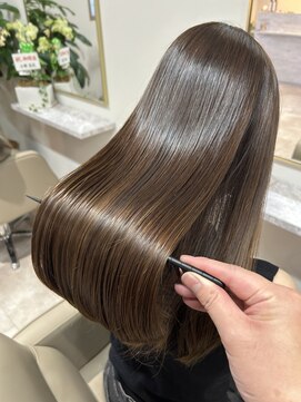 オーラエテルナ(AURA ETERNA) 髪質改善トリートメント【今池/池下/千種/髪質改善】