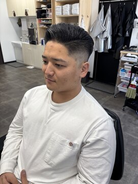 ノースサイド(NORTH SIDE) アメカジオールバックフェードカット短髪ベリーショート刈り上げ