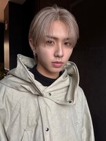 サンクマーケット 渋谷(cinq MARKET)&nbsp;メンズミルクティーベージュコンマヘアアッシュグレージュカラー