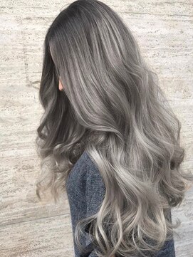 ディバイス カラーアンドエクステ(Device) 【Device】外国人風スモーキーグレージュWカラー