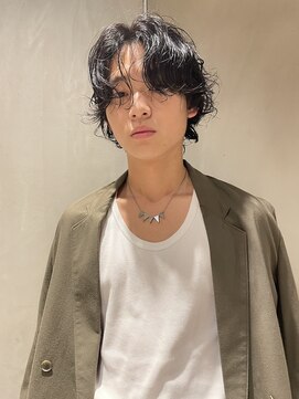 ビビト(bibito) メンズウルフ　ウェーブパーマ　スパイラルパーマ メンズ ウルフ