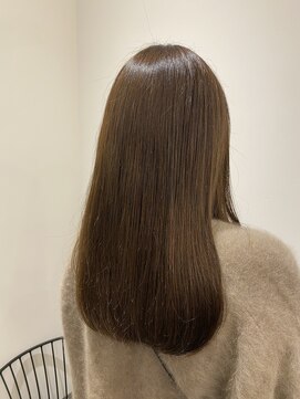 リリアーナ(LILIANA) 上質保湿のうる艶ロング　　髪質改善　トリートメント