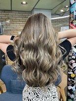 ラフ(LAFF)&nbsp;#バレイヤージュ#グレージュカラー#ボブウルフ#ココアベージュ