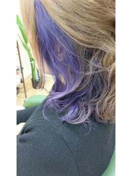 ブルブンガ(Berbunga) 【紫インナーＣＲ】くびれミディ×ひし形シルエットボブ