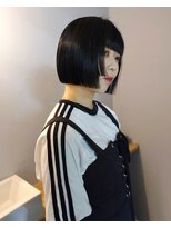 チーカ(chica)&nbsp;ぷつっとbob × step cut
