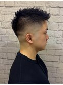 ラフな束感で作るソフトモヒカンフェード