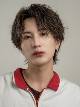 オーシャントーキョーオーバー 渋谷(OCEAN TOKYO OVER) 韓国ヘアニュアンスコンマバングセンターパートフェザーパーマ