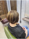 ショートボブ