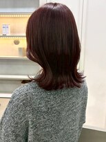 セプト 天神大名(SEPT.)&nbsp;ピンクベージュ 髪質改善カラー 外ハネ くびれミディアム