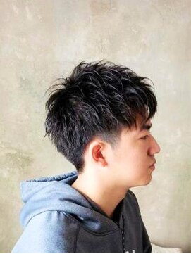 ヘアサロン リュッカ(Lycka) 【Ｌｙｃｋａ】　スパイキー×２ブロック×マッシュ