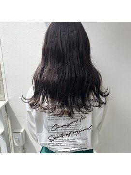 ミント(mint) 【 縮毛矯正してる髪でも！透明感あるアッシュカラー☆ 】