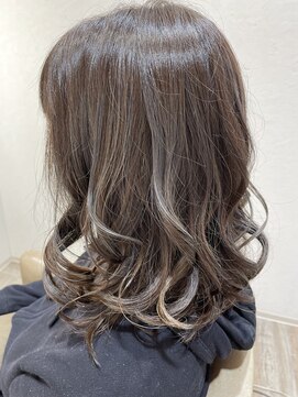 トータルビューティーハナコ(Total Beauty) ハイライト　×    オンカラー