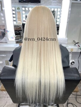 アベリア(Abelia) 【Abellia】プラチナブロンド 担当 石田 蓮