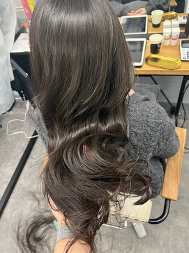 ナンバー アリア 三軒茶屋(N° aria) 《三軒茶屋 Aria》つやっと透明感カラー*アッシュグレージュ