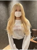 ブロンドヘアー